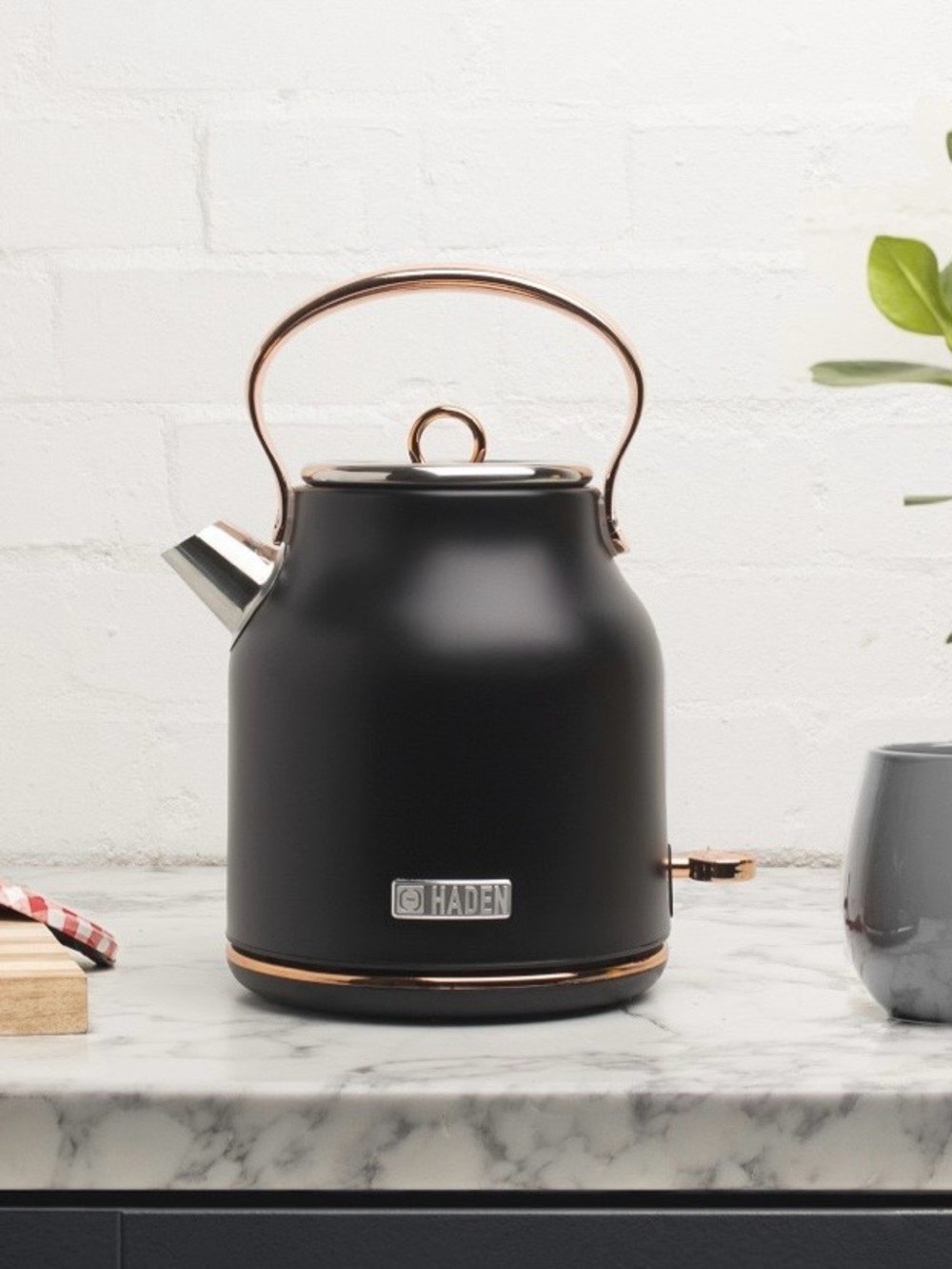 Haden Electric Kettle Black/Copper - Picture 9 of 9